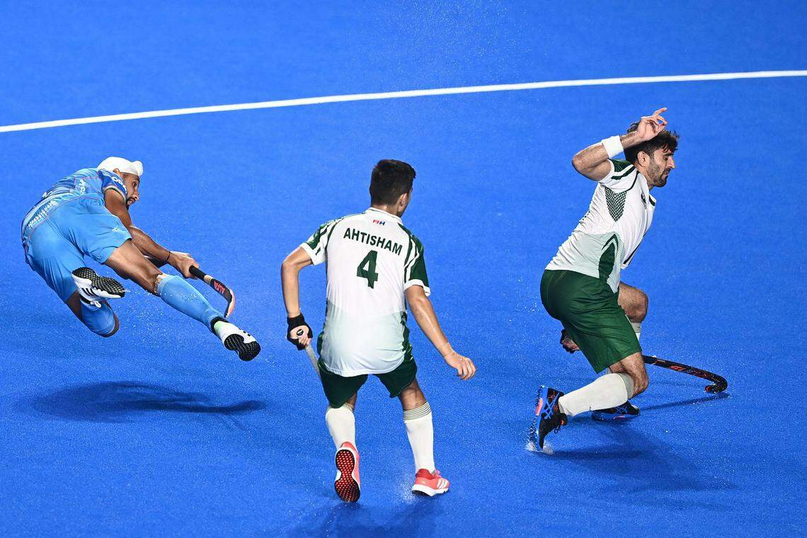 Hockey match a hit in Rajini territory tabla Sports News Tabla