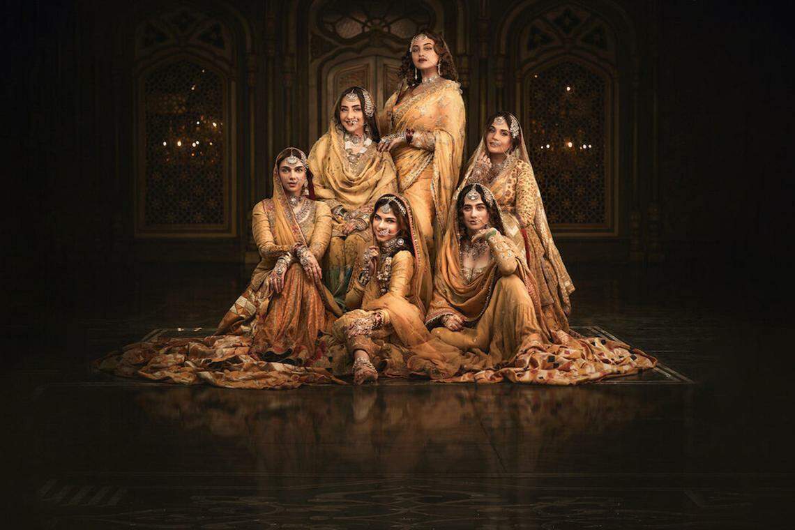 Riveting story in eye-pleasing Bhansali fashion