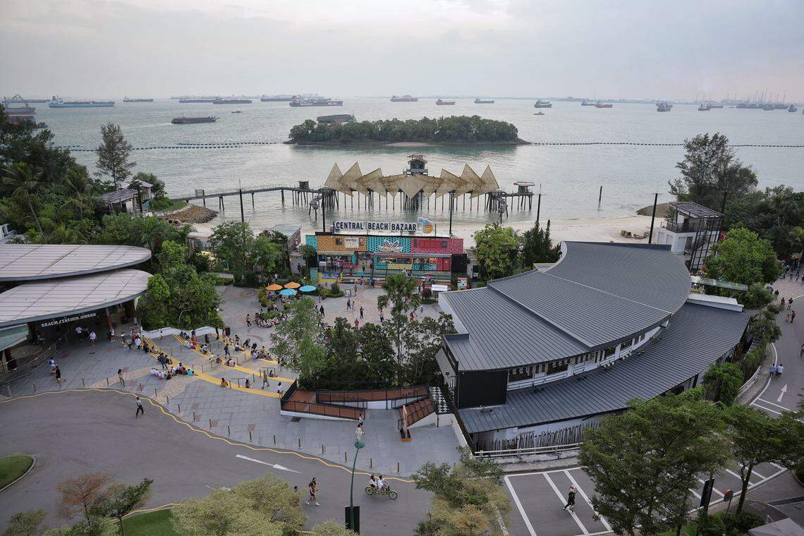 செந்தோசாவில் பணியாற்றும் ஊழியர்களுக்குத் திறன் மேம்பாடு