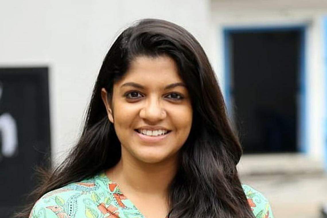 அப்பாவிப் பெண்ணாக ரசித்து நடித்தேன்: அபர்ணா