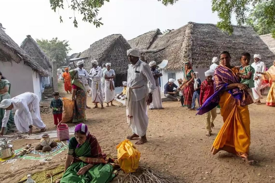 கோடியில் சொத்து, குடிசை தான் வீடு: மது, புகையிலை, சினிமாவுக்குத் தடை