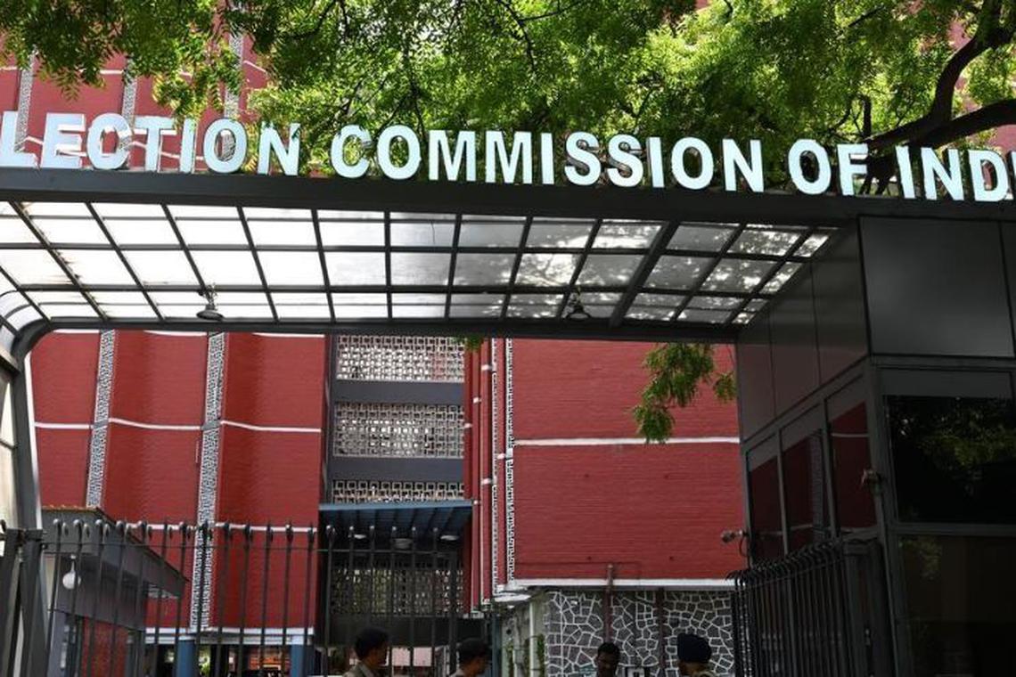 வாக்காளர்களுக்கு வழங்கப்பட இருந்த ரூ.588 கோடி பணம் பறிமுதல்